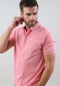 DEELUXE MARCUS - Polo - coral