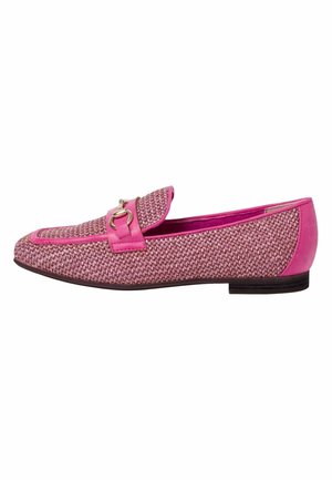 Pink vævede loafers med læderkant og metal hestebitsdetalje, flad sort sål og rundet tå, vist i sideprofil.