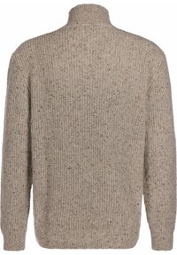 Pull en tricot beige avec un col montant, présentant un motif en rib à texture et une coupe décontractée, idéal pour les superpositions par temps frais.