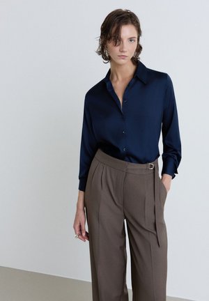 Calliope, CAMICIA TINTA UNITA - Chemisier - blu notte