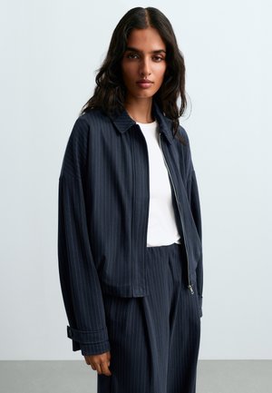 OYSHO, PINSTRIPE POLO NECK - Veste légère - metallic blue