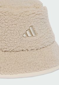 adidas Sportswear Hat - beige