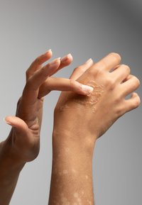 Miniatyrbilde 2