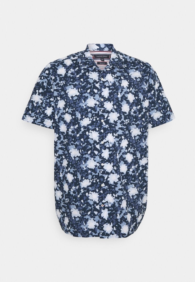 Camicia a maniche corte con bottoni di colore blu scuro, caratterizzata da un motivo floreale bianco e azzurro chiaro. Realizzata in tessuto leggero con colletto.