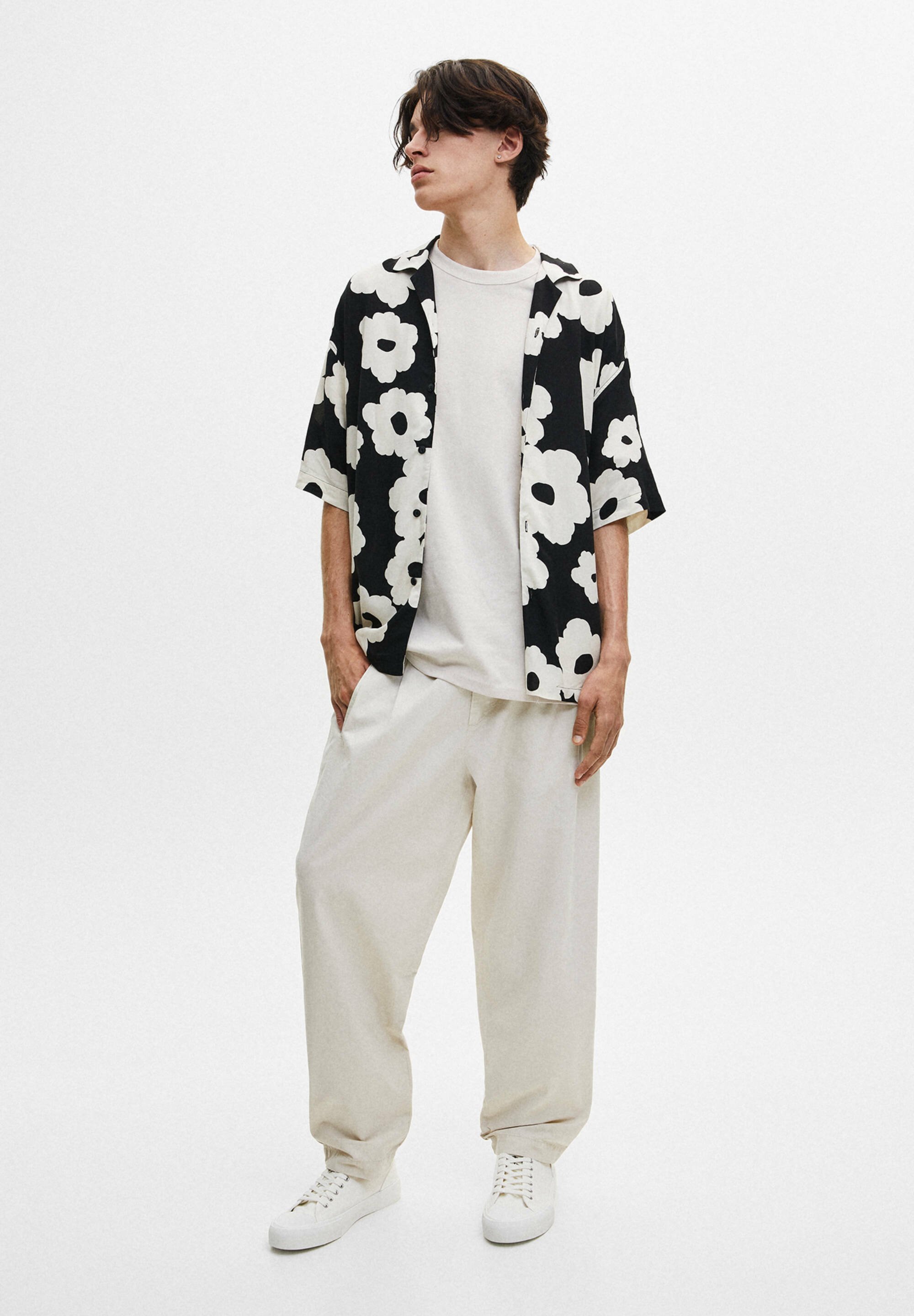 pull and bear short sleeve shirt