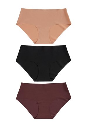 Trzy bezszwowe damskie majtki w kolorach nude, czarnym i ciemnobrązowym, ułożone płasko w pionowym rzędzie na białym tle.