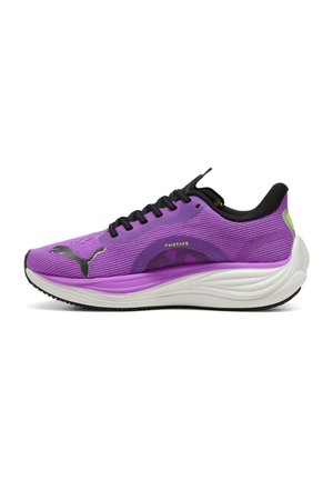 Puma VELOCITY NITRO - Road running shoes - pure magenta