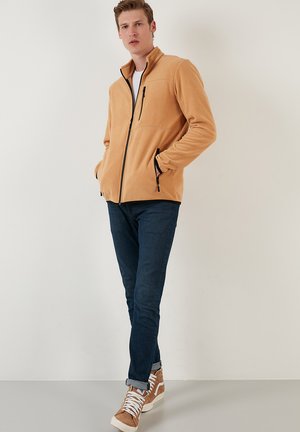 REGULAR FIT - Fleecejacke - mink color