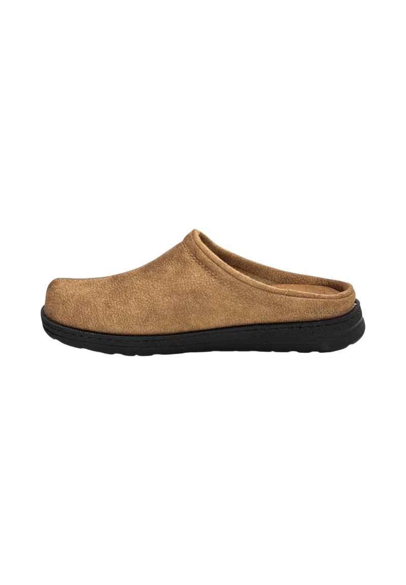 Slip-on kloof in tan nepleer met een ronde neus, zwarte rubberen zool en een zachte textuur. Geen zichtbare patronen of hardware details.