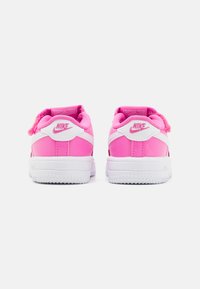 Nike Sportswear FORCE 1 LOW EASYON - Sportcipő - playful pink/white