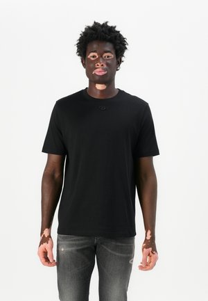 ADJUST MAREY - Print T-shirt - black