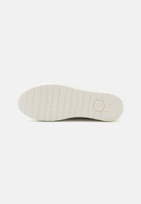 Gabor Comfort Baskets basses - puder