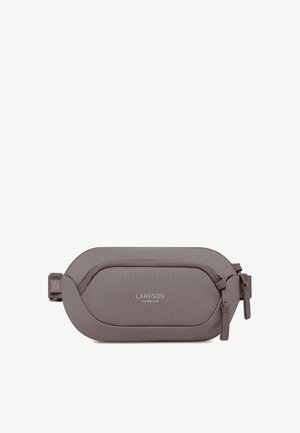 Marsupio grigio compatto con due scomparti con cerniera e logo "Larkson Hamburg" centrato sul pannello frontale.
