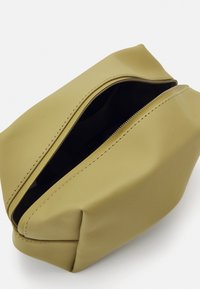 Rains WASH BAG SMALL UNISEX - Toalettmappe - khaki