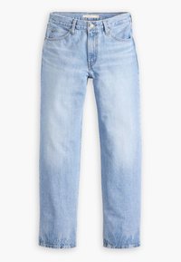 Jeans de mezclilla azul claro con un diseño de pierna recta, cinco bolsillos y cierre de botón. Textura suave y acabado ligeramente desgastado.