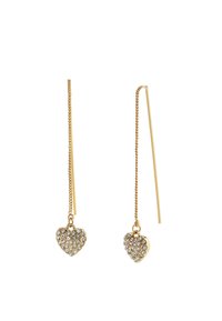 Pendientes colgantes en tono dorado que presentan una cadena y charms en forma de corazón adornados con rhinestones claros. Diseño simple y elegante.