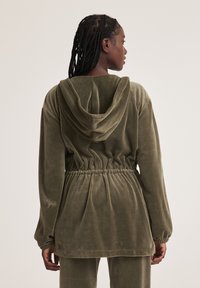 Odd Molly CAROLA - Kardigán - cargo green