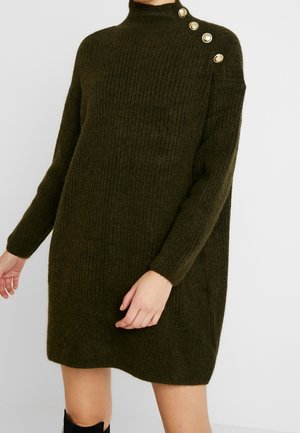 Pletené šaty - nude