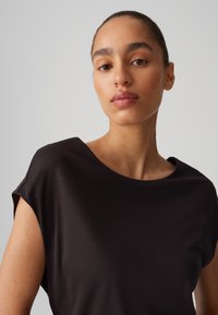 OPUS REGULAR MIDI FIT - Robe de jour - midnight brown