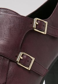 mint&berry Botines de tacón - bordeaux