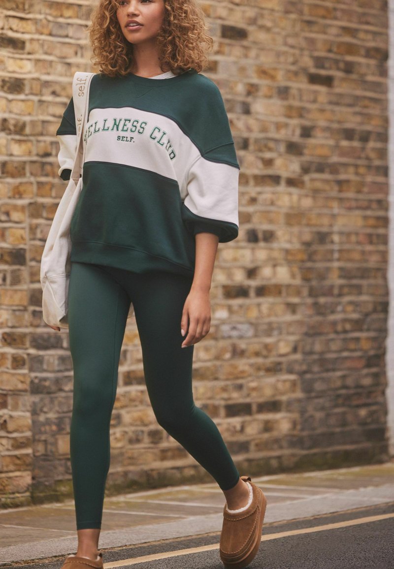 Self. SELF. WELLNESS REGULAR FIT - Ikdienas džemperis - green