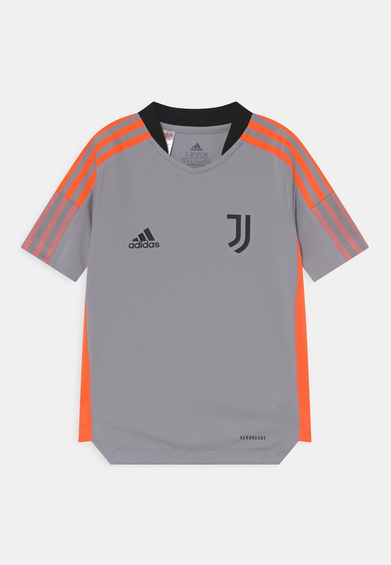 Maglietta a maniche corte Adidas Juventus grigia e arancione neon con logo nero, strisce neon sulle spalle e colletto a V.