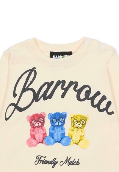 T-shirt di cotone color crema con il testo "Barrow" in nero e tre orsi cartoon in rosso, blu e giallo con dettagli a bottone sul colletto.