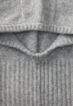 Rankning 7: Weekday - HOOD - Mössa