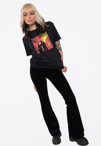 Paradiso Clothing TWENTY ONE PILOTS COVER BOX BAND LOGO - Print T-shirt - black