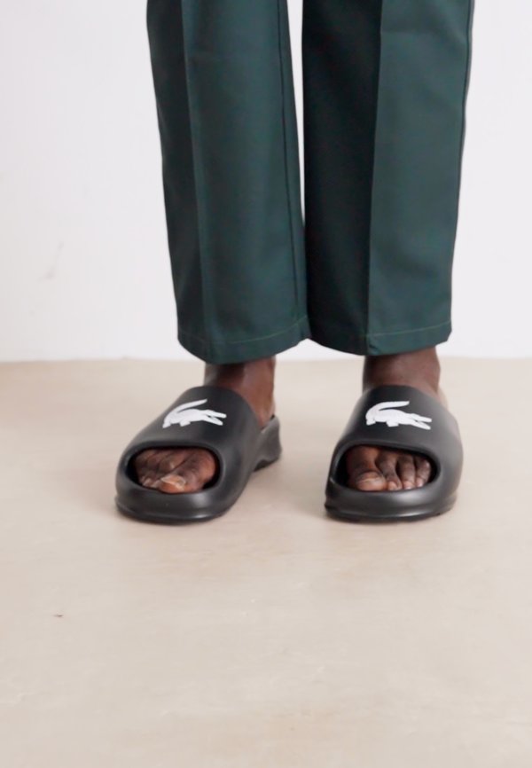 SERVE SLIDE 2.0 224 - Pool slides3