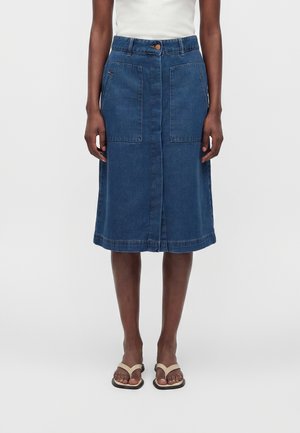 JDY JDYOLIVIA SKIRT - Denimnederdele - dark blue denim