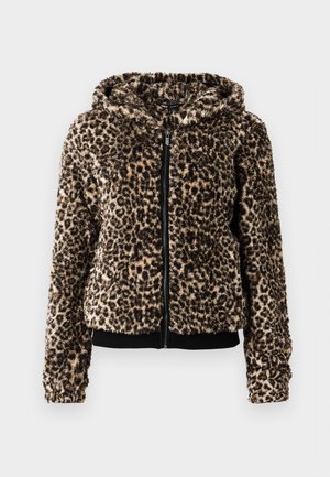 Hoodie en fausse fourrure imprimée léopard avec une fermeture éclair à l'avant, ourlet et poignets en côte noire, et une capuche doublée. Texture douce et apparence chaleureuse.