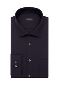 Czarna koszula z kołnierzykiem na guziki, długimi rękawami z mankietem na pojedynczy guzik oraz kieszenią po lewej stronie. Gładka faktura tkaniny.