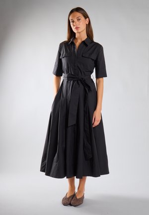 Glamorous, BELTED SHIRT DRESS - Blousejurk - black