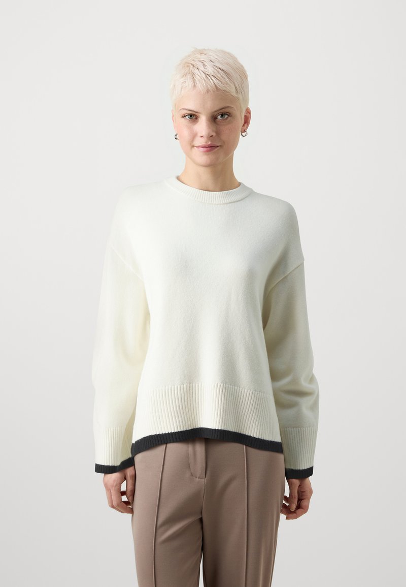 Gina Tricot Petite CONTRAST - Pulover - gardenia