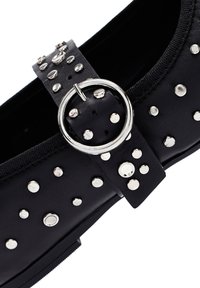 Derimod Bailarinas con hebilla - black