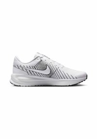 Hvid Nike løbesko med sorte diagonale accenter, mesh-overdel og polstret sål vist fra ydersiden.