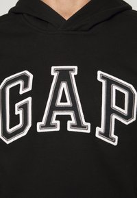 GAP Jersey con capucha - black