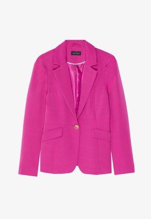 Blazer fucsia cu o siluetă ajustată, rever în formă de V, închidere cu un singur nasture auriu și două buzunare frontale. Textură de țesătură netedă.