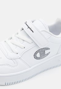 Champion RD18 PLATFORM GLITTER UNISEX - Tenisice - white/gun metallic