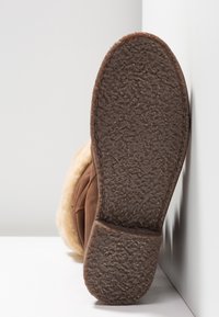 Felmini Botas para la nieve - brown
