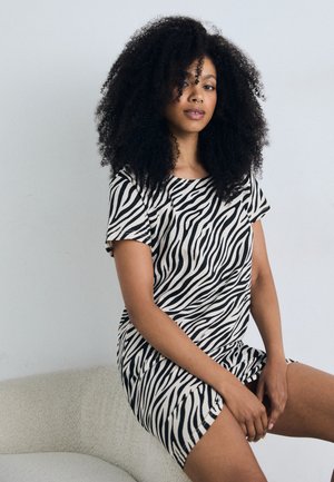 VIVANCE DREAMS BY LASCANA ZEBRA BIGSHIRT 2 PACK - Spalna srajca - beige/khaki