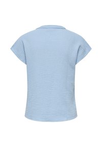 Blouse texturée bleu clair à manches courtes, coupe ample et petit col, vue de dos.