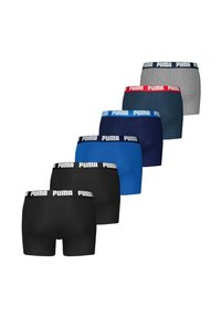 Boxershorts in Schwarz, Marineblau, Blau, Grau und Rot mit elastischen Taillengummis und "PUMA"-Logo. Glattes Gewebe mit einer formschlüssigen Passform.