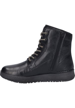Bottine en cuir noir à bout rond, avec un laçage à l'avant, fermeture éclair sur le côté et finition texturée. Elle dispose d'une semelle en caoutchouc pour une meilleure adhérence et durabilité.