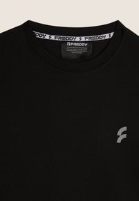 Freddy IN TECNICO CON INSERTI TRASPIRANTI - Camiseta deportiva - black