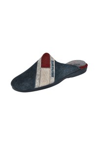 Pantuflas de fieltro tipo zueco con parte superior de color azul oscuro y acentos a rayas en rojo, blanco y gris, suela negra y suave forro interior texturizado.