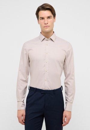 UNIFARBEN SLIM FIT - Zakelijk overhemd - mandel