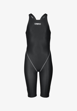 Maillot de bain de compétition noir jusqu'aux genoux avec bretelles et logo "arena" sur la poitrine, conçu pour la performance en natation.