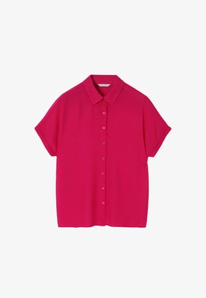 Lyhythihainen, kirkkaan pinkki nappipaita, jossa on kaulus ja teksturoitu kangas. sisältää suoran helman ja seitsemän vastaavaa nappia edessä.